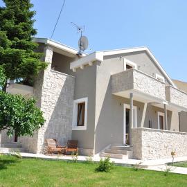 Villa Lucica Trogir, hotel i Trogir