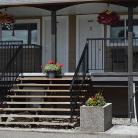 94 Motel & RV Park, ξενοδοχείο σε One Hundred Mile House