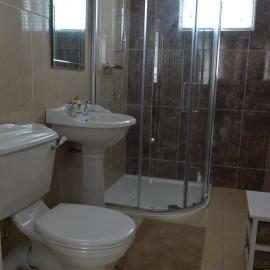 Blessings Studio Apartments, hotel sa Cootehill