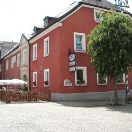 Gasthof Rotes Roß โรงแรมในZell im Fichtelgebirge