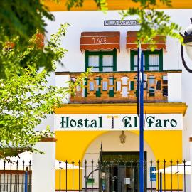 Hostal El Faro, hotel in Chipiona