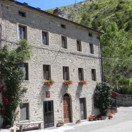 Locanda di Federico, hotel en Balze