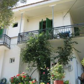 Mediterraneo studios, hotelli kohteessa Vasilikí