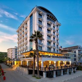 Ayvalik Cinar Hotel, hotel di Ayvalik