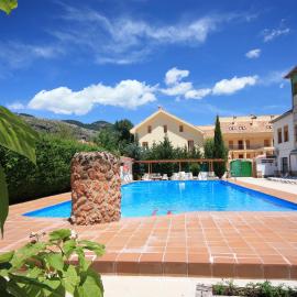 Hotel Rural Montaña de Cazorla โรงแรมในอาร์โรโยฟรีโอ