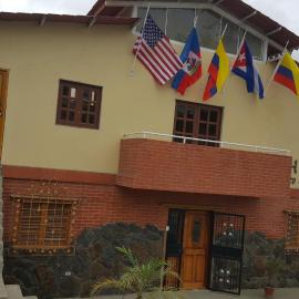 Hostal San Mateo, hotel in Manta