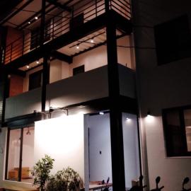 Donghai Cottage Backpack Inn Suite, hotel em Longjing