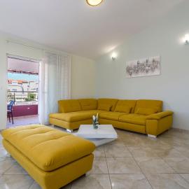 Apartmani Lukić, hotel i Šine