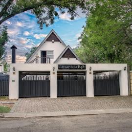 Cornerstone Bed and Breakfast Kroonstad، فندق في كرونستاد
