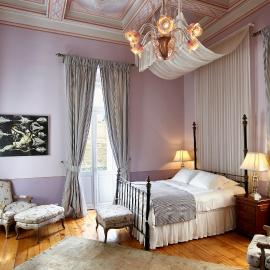 Hotel Ploes, hotel u gradu Ermupoli