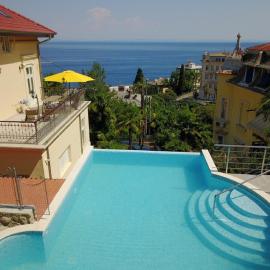 Apartments Villa Atta, Hotel in Opatija