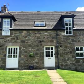 Dunnottar Woods Cottage، فندق في ستونهافين