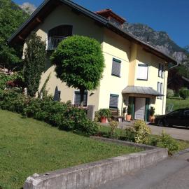 Appartment Shelley, hotel u gradu Vandans