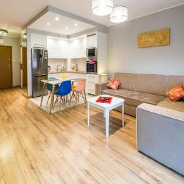 Apartament Waterside، فندق في غيجيتسكو