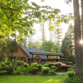 Eagle Rock Lodge, hotell i Vida