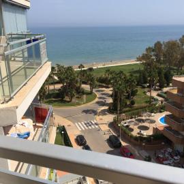 Luxury Apartment 1ª linea de playa Marina D'Or, hotel in Oropesa del Mar