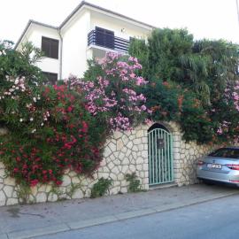 Apartments Katalenić, Hotel in Selce