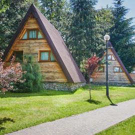 Domki Czarny Groń, hotel v destinácii Rzyki