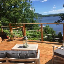 Manoir du Lac Sept-Îles, готель у місті Saint-Raymond