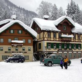 Jugendgästehaus Gosauschmied, hotel di Gosau