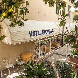 Bed and Breakfast Gioiello, מלון בצ'לה ליגורה