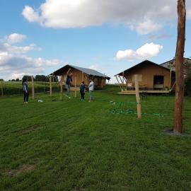 Glamping op het Zeugekot, hotell i Beveren