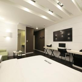 Premium Ava Hotel, hotel Puszanban