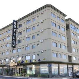 Havana Palace Hotel II Uberaba、ウベラバのホテル