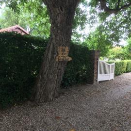 B&B Ool Inclusive, hotel u gradu Rurmond