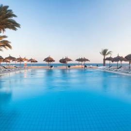 El Mouradi Djerba Menzel - Couple et Famille uniquement, отель в Мидуне