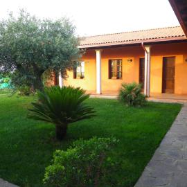 CuccuruAio' B&B 10 minuti da Torregrande