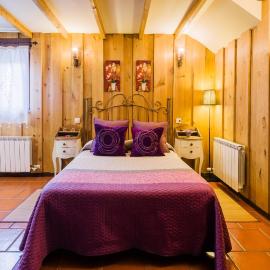 Apartamentos Rurales L´Abiseu、Caboalles de Abajoのホテル