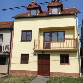 Vinný Sklep Monty Velké Bílovice, hotel in Velké Bílovice