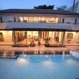 Villa Navin Premiere Pool Villa