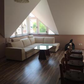 Palank Apartman, hotelli kohteessa Mosonmagyaróvár