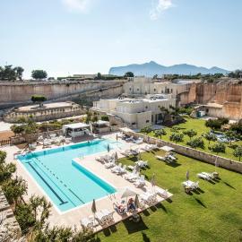 Favignana में, होटल Cave Bianche Hotel