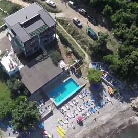 Arabela Apartments, hotelli kohteessa Utjeha