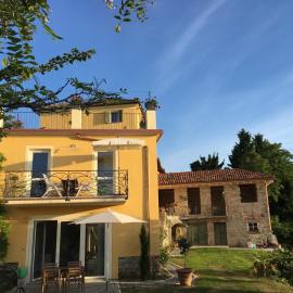 Casa Caroline, hotel en Ovada