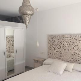 Santo Domingo Rural - Andalusian spacious house with private parking in town