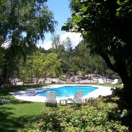 Costa Serrana Apart Hotel、ミナ・クラベロのホテル