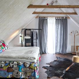 Studio på loftet i Sankt Olof, hotel a Sankt Olof