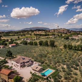 Agriturismo La Rosa Montefalco, hotell i Montefalco