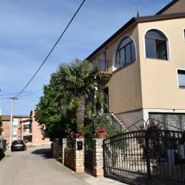 Studio apartman Mia