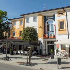 Lipa, Hotel & Bistro