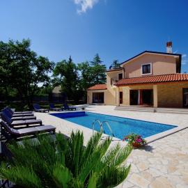 Vila Foška-bazen sa slanom vodom