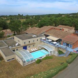 VVF Le Pays Cathare Carcassonne, hotel em Saissac