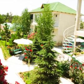 Evita Hotel, hotelli kohteessa Dolinka