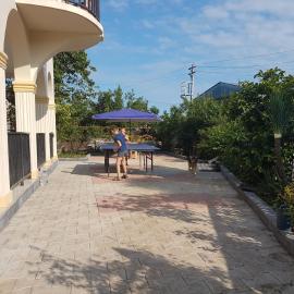 Talo's Guest House, hotel a Makhinjauri