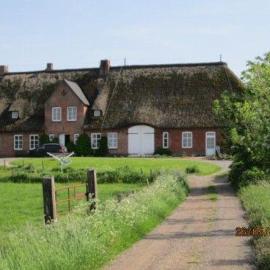Ferienwohnung-Haus-luetje-wehr: Hattstedtermarsch şehrinde bir otel