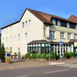 Hotel Maurer, hotell i Saarwellingen